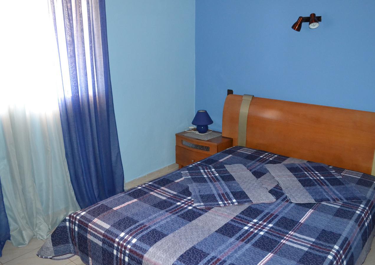 Noufaro Studios Karfas Luaran gambar
