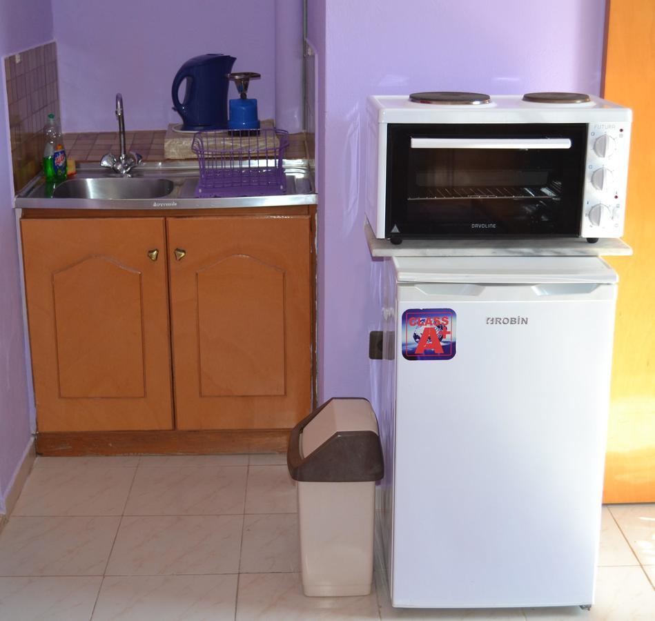 Noufaro Studios Karfas Luaran gambar